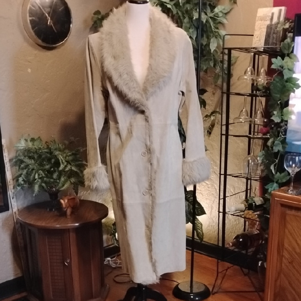 dELiA*s Beige Trench Coat with Faux Fur Accents